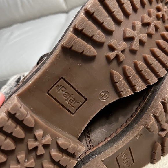 Pajar Women's Nubuck Leather Ankle Boots - Made in Portugal - EU 40/ US 8.5 - Picture 9 of 13